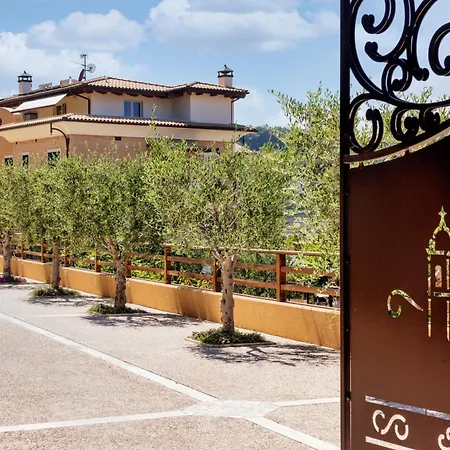 Residenza Marano Апартаменты