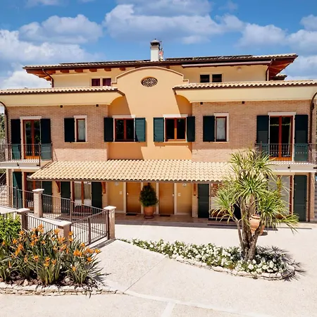 Residenza Marano Апартаменты *